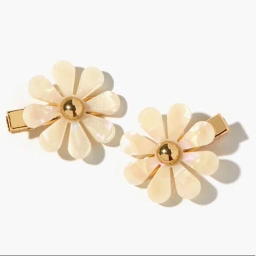 Each Jewels Daisy Flower Barrette Set